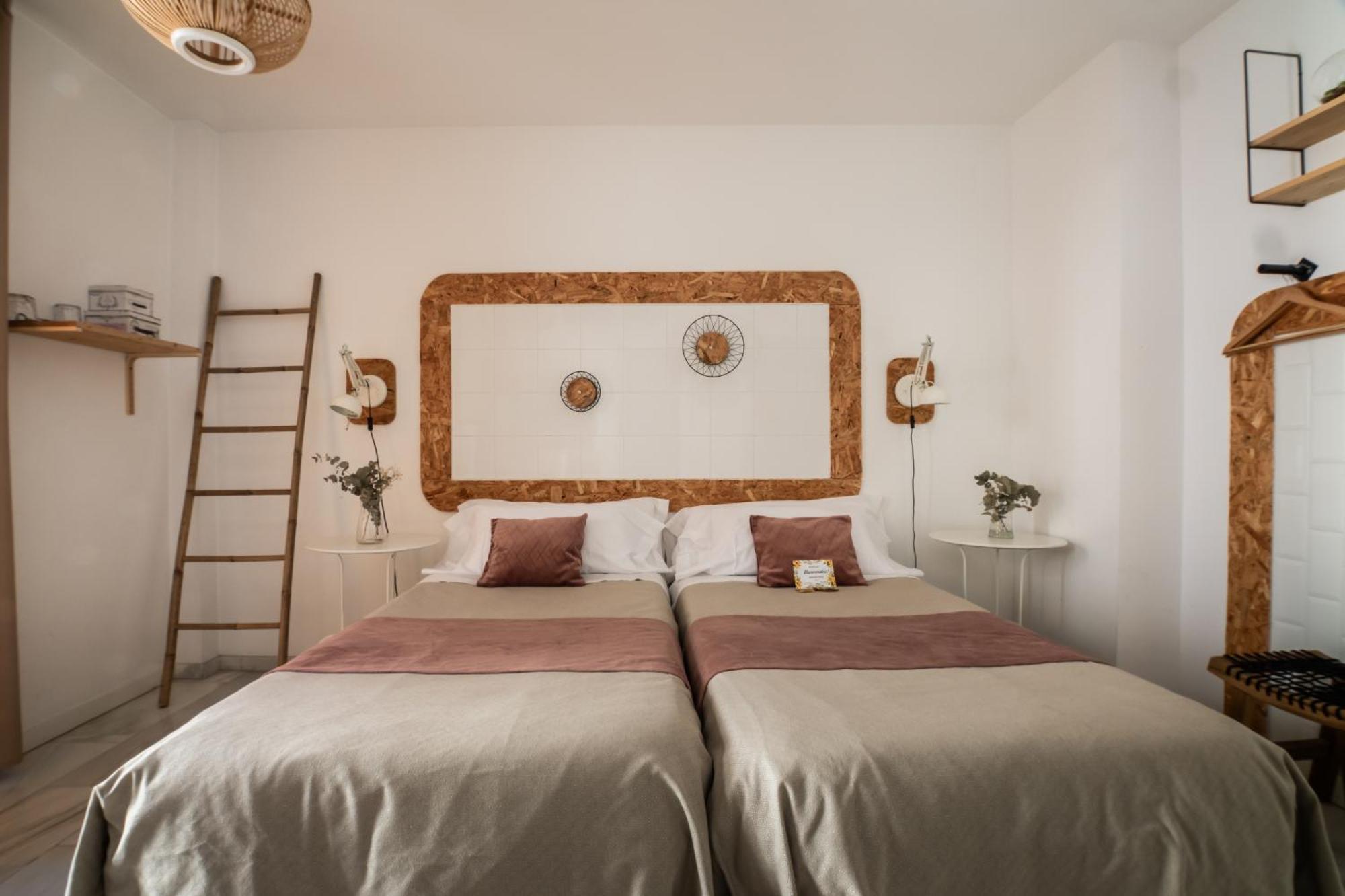 Rooms Vita Гранада Екстериор снимка